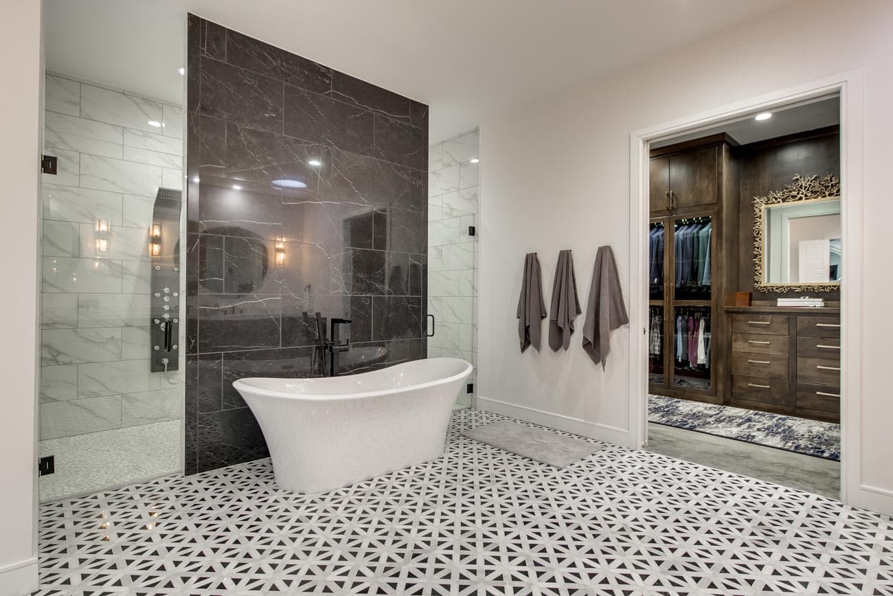Custom Home in Arcadian Oaks