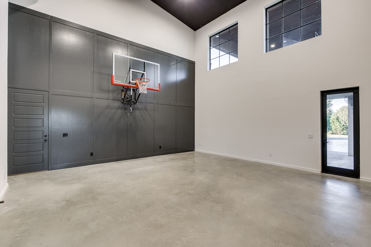 Custom Home in Arcadian Oaks