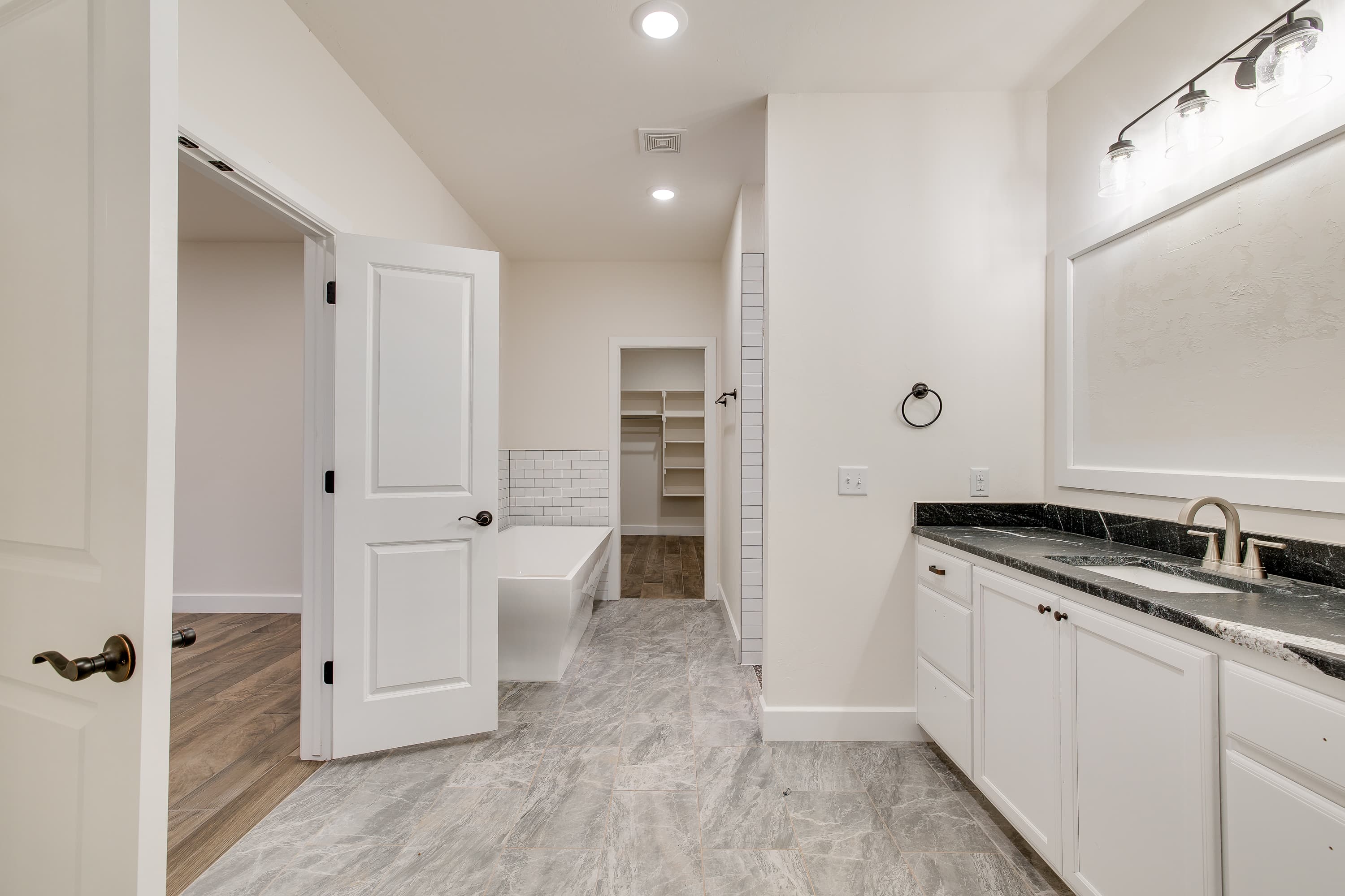 Master bathroom in custom home in Noble, Oklahoma