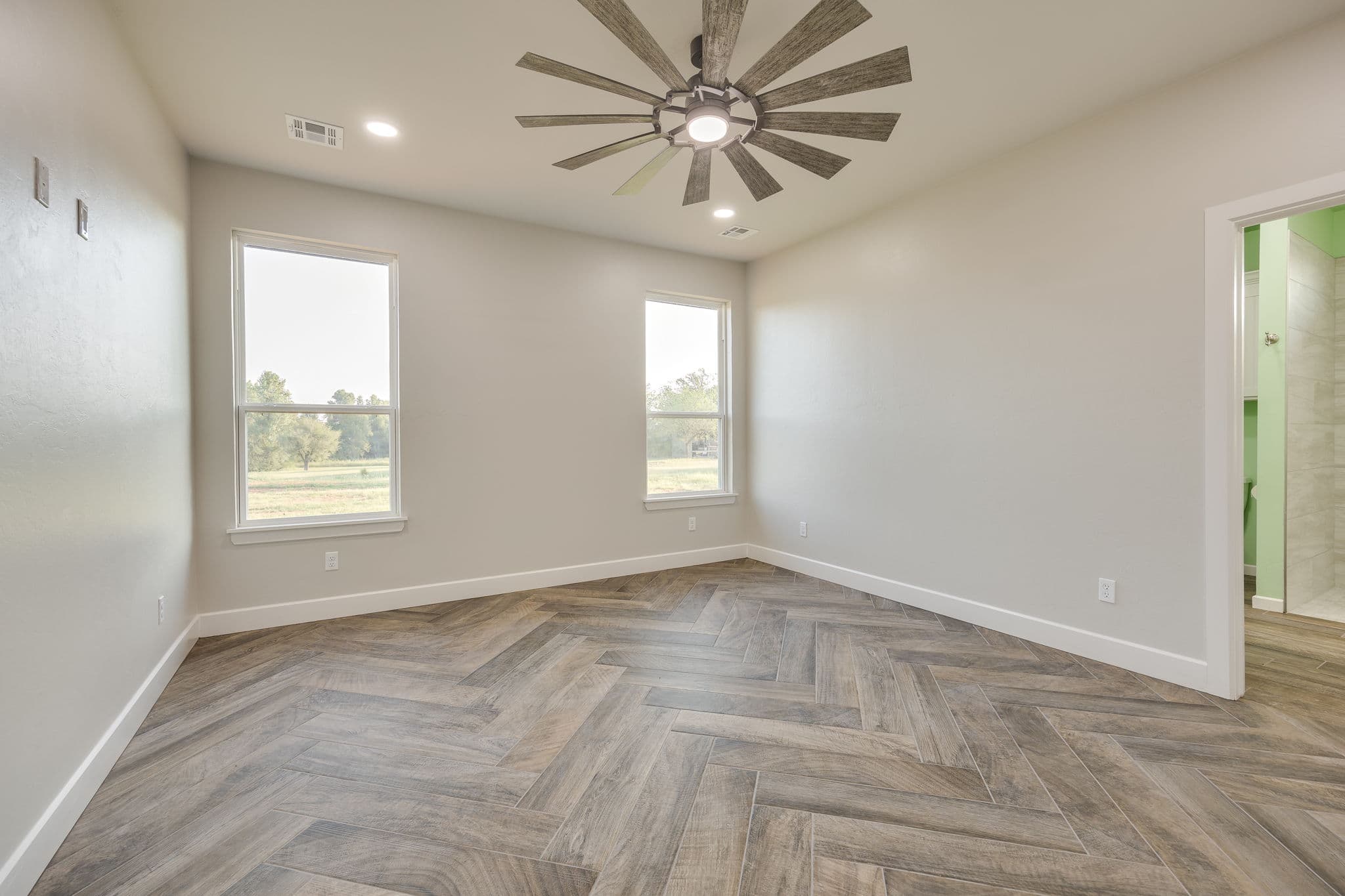 13759 W Memorial Rd Yukon-35