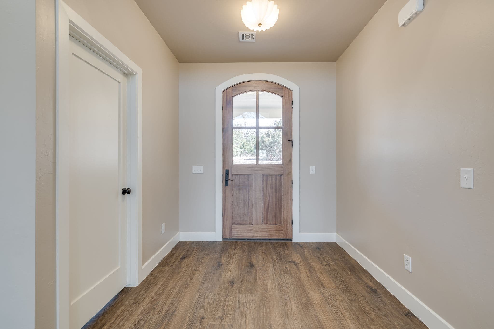 16-9644 Royal Oaks Dr Arcadia-16