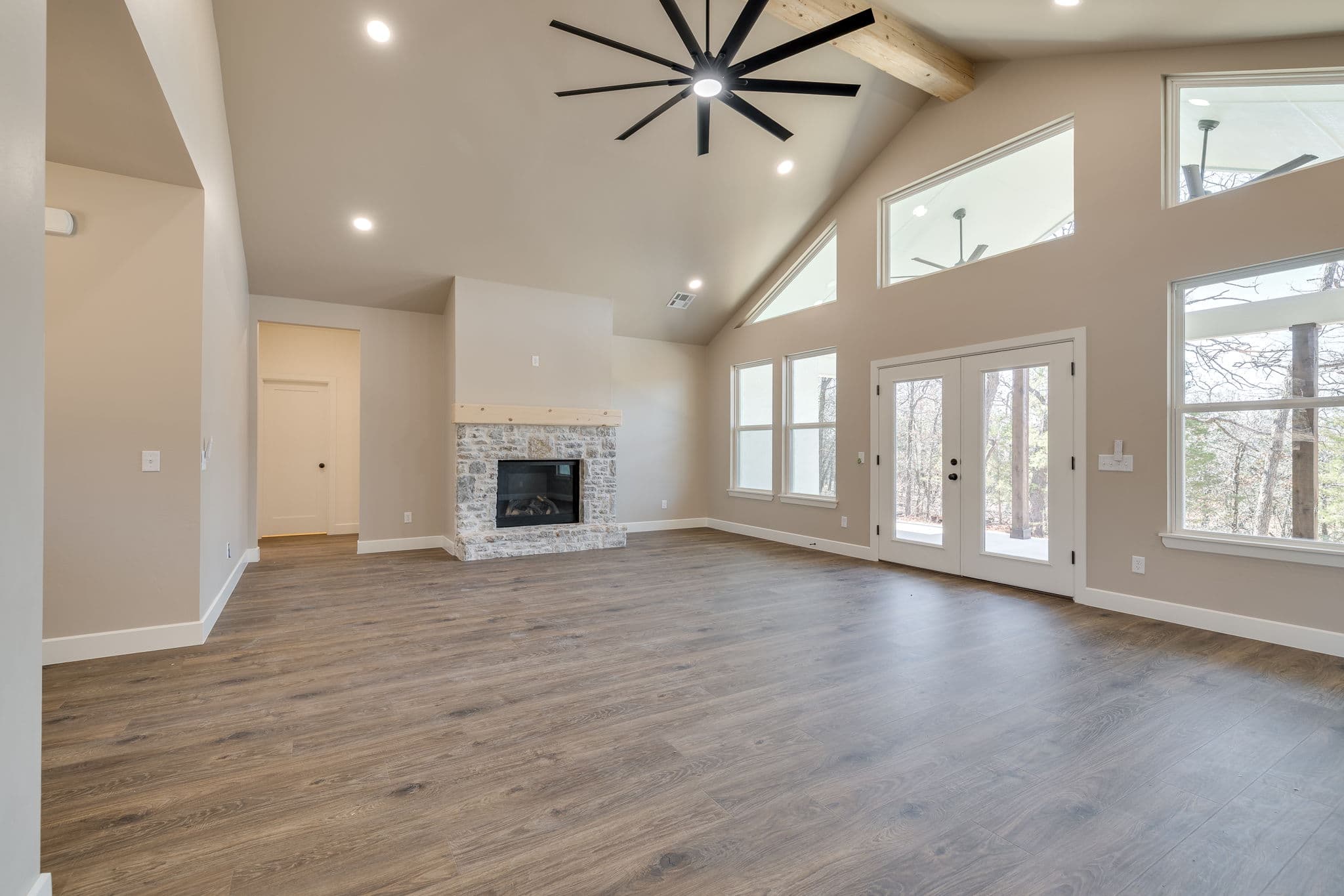 18-9644 Royal Oaks Dr Arcadia-18