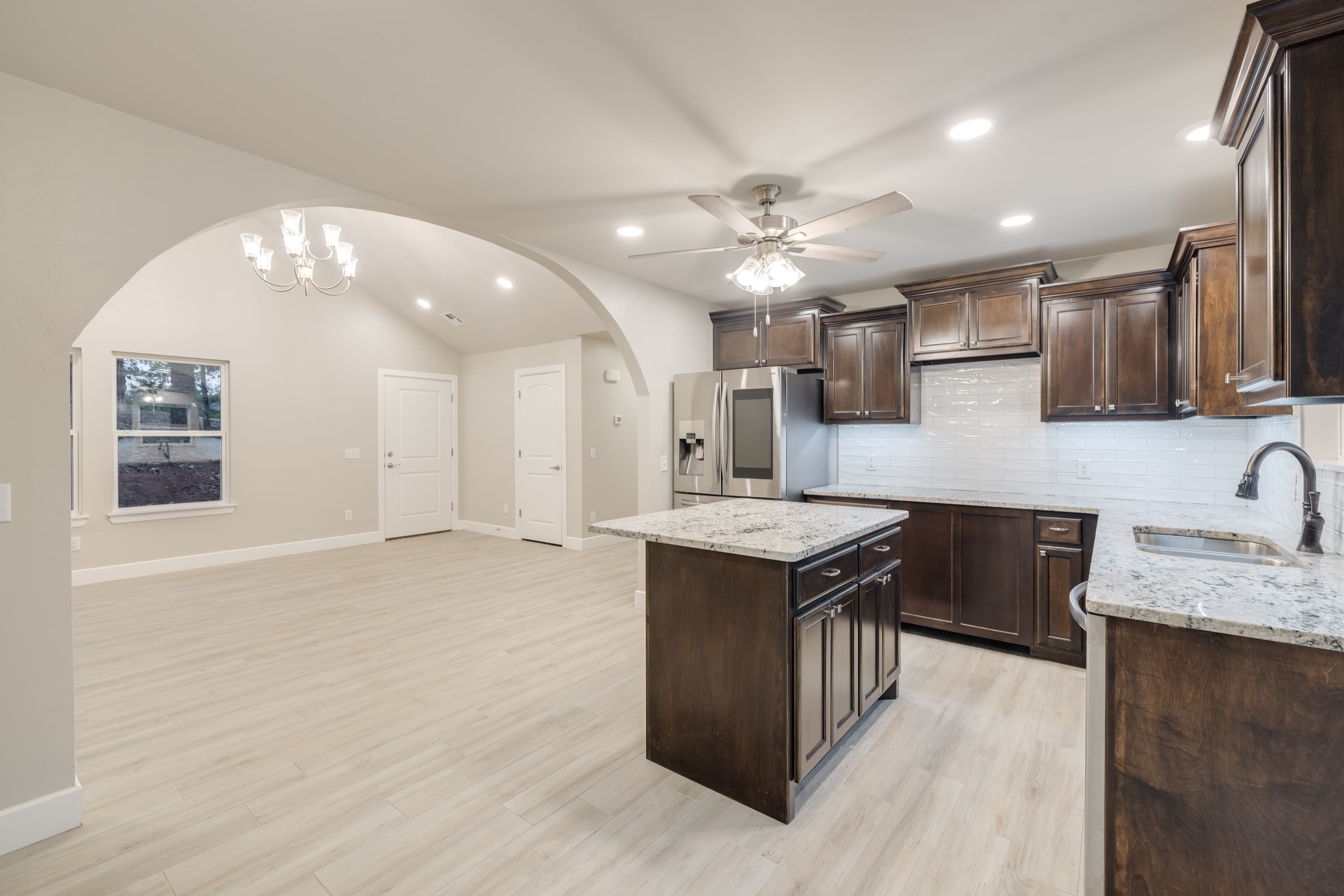 NE 118th St: Accessible Modern Home