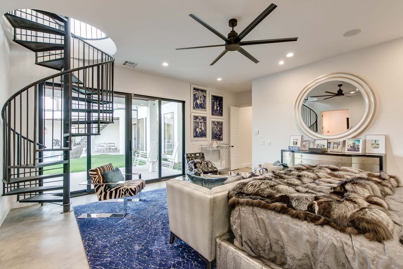 Custom Home in Arcadian Oaks