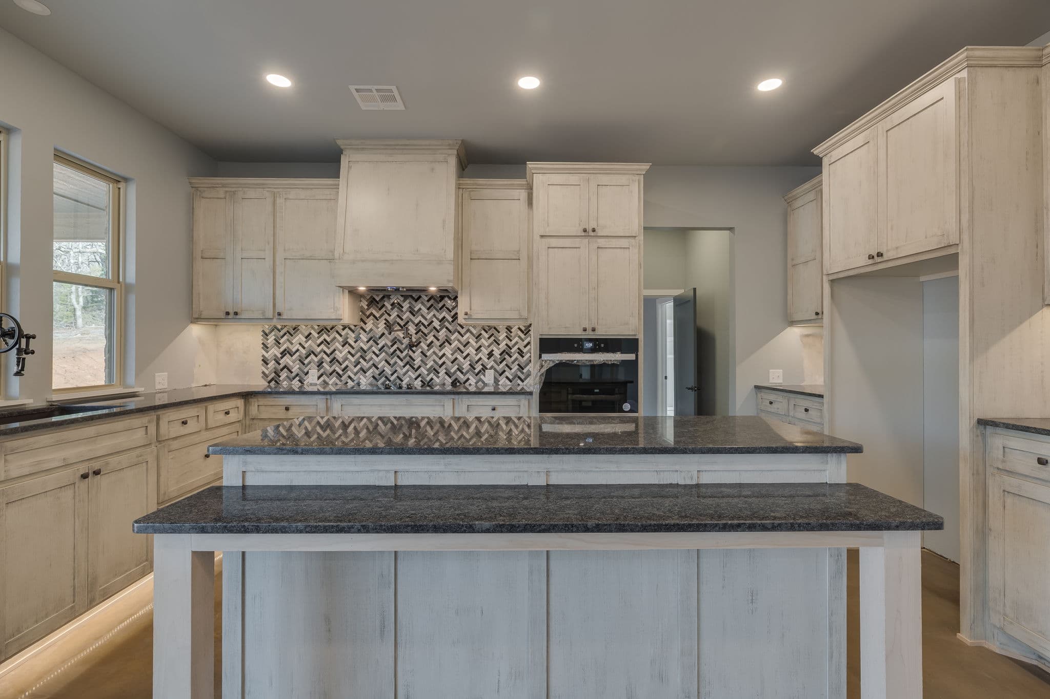 21-24500 Stevens Rd Tecumseh-22