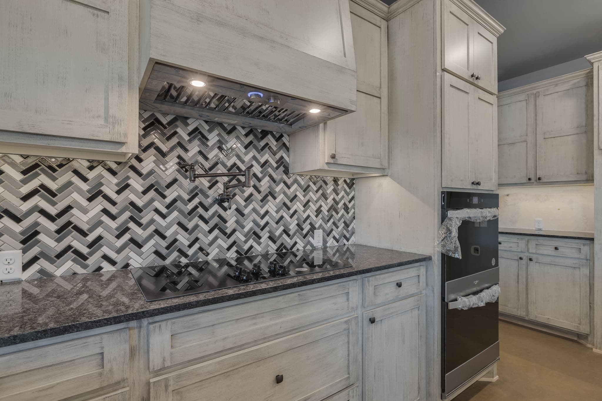 23-24500 Stevens Rd Tecumseh-26