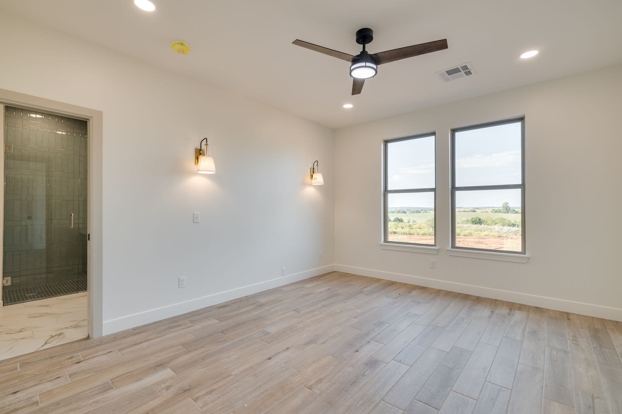 34-242 Country Street 2760 Minco-34