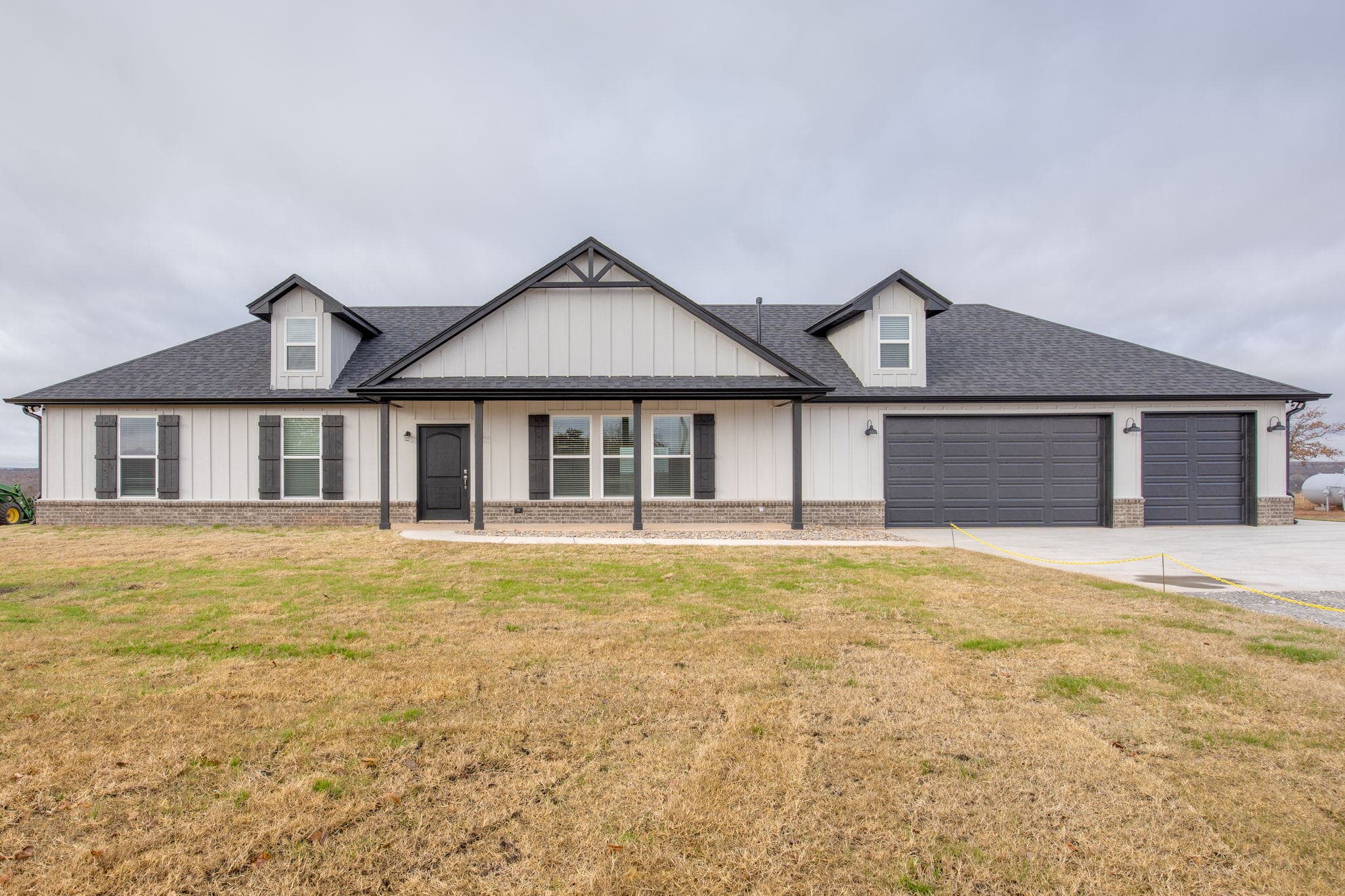 5-19121 North Dobbs Rd Luther-5