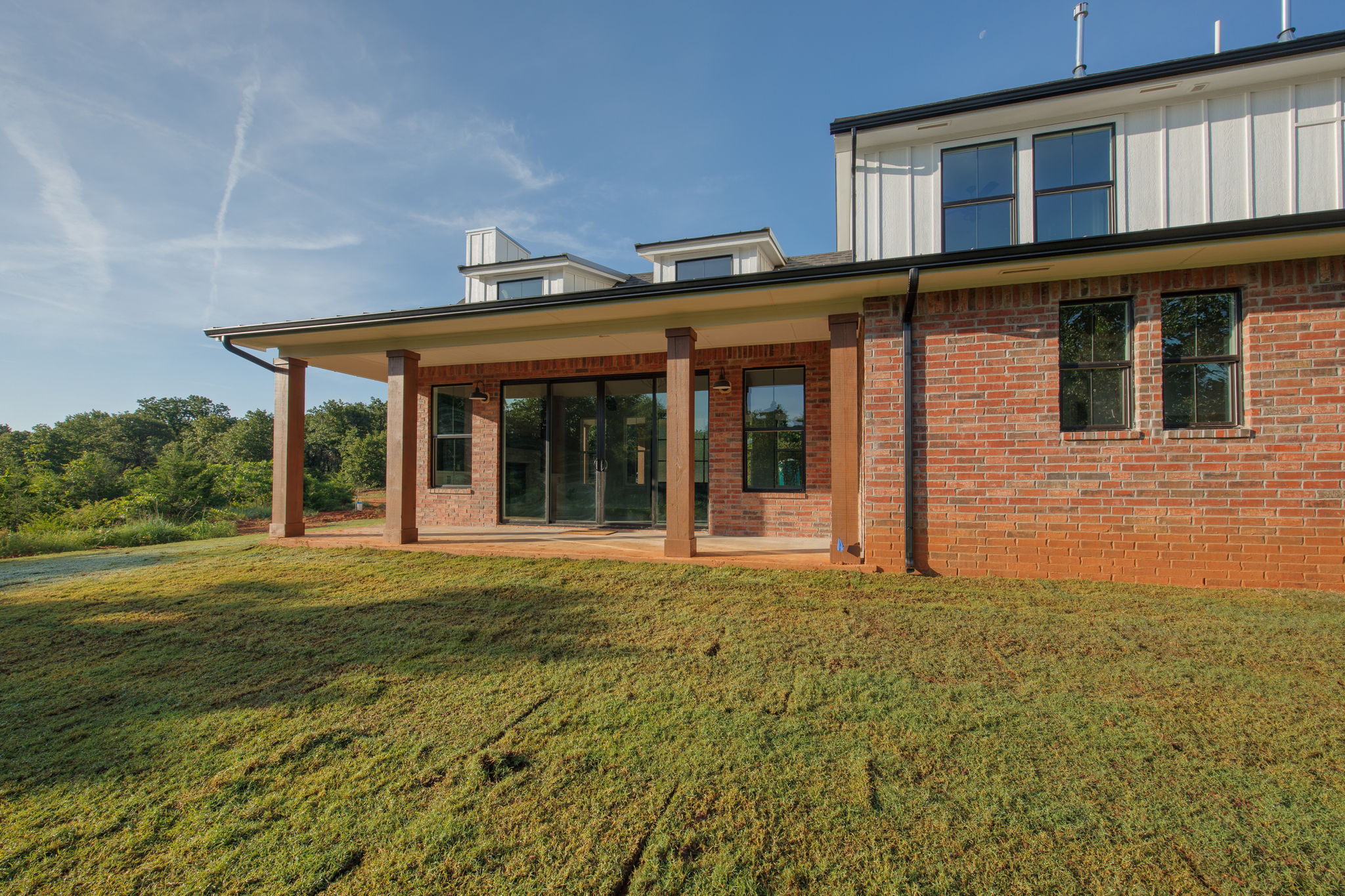 Front porch of a custom home Turner & Son built in Norman, Oklahoma