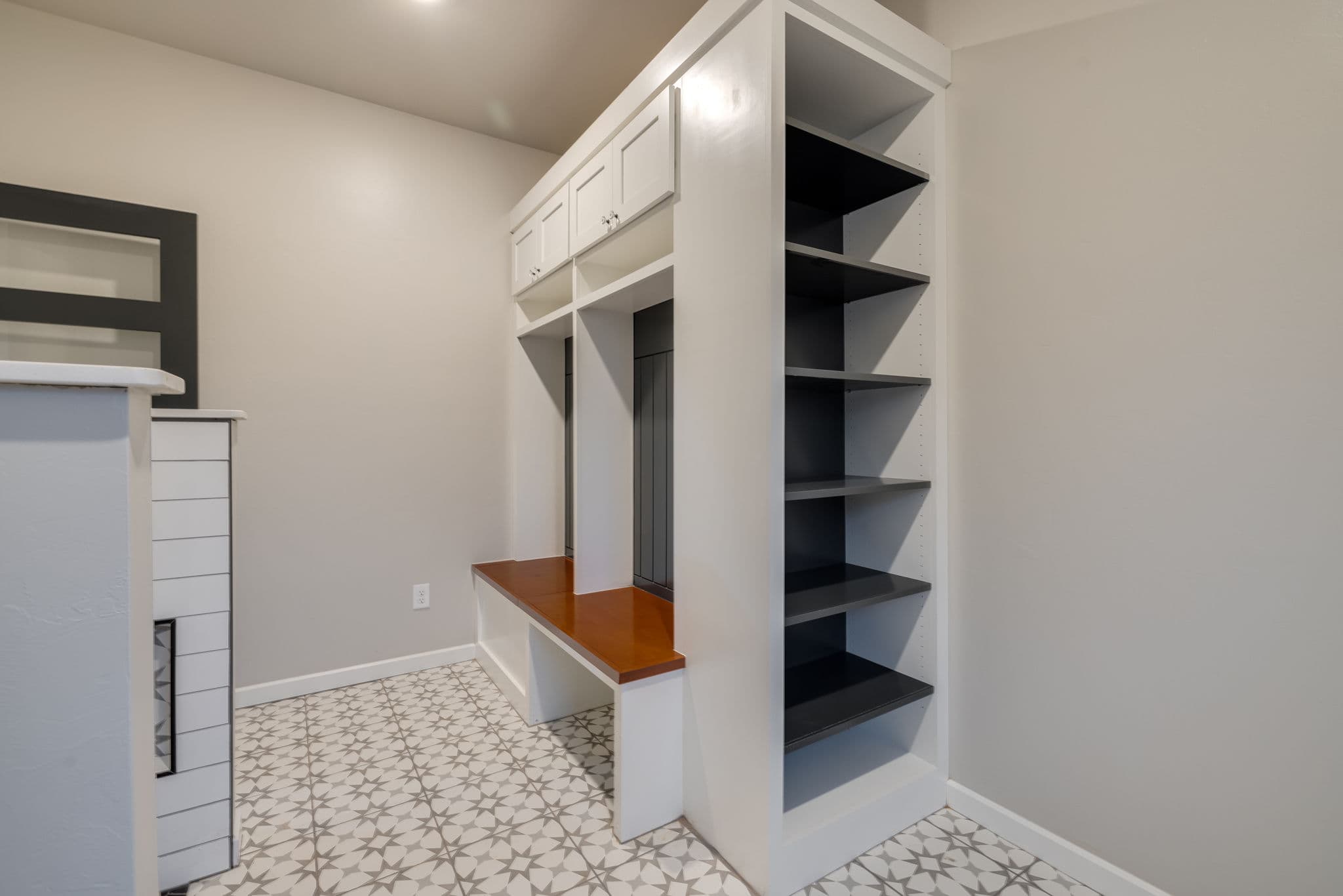 Oklahoma City Custom Home: S Luther Rd Modern & Luxurious