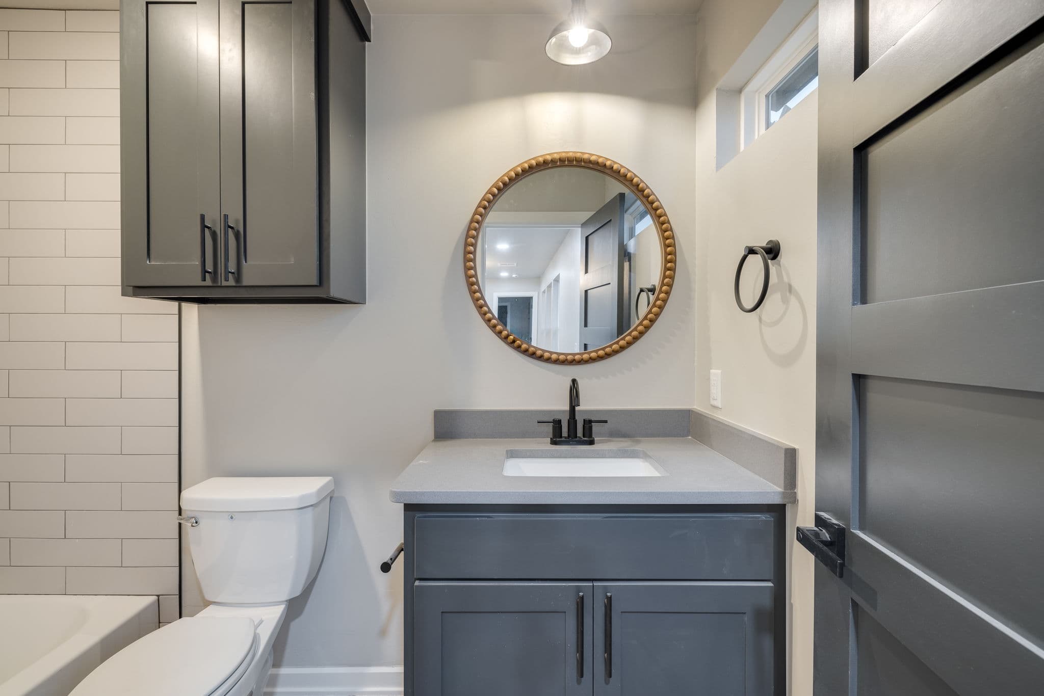 Oklahoma City Custom Home: S Luther Rd Modern & Luxurious