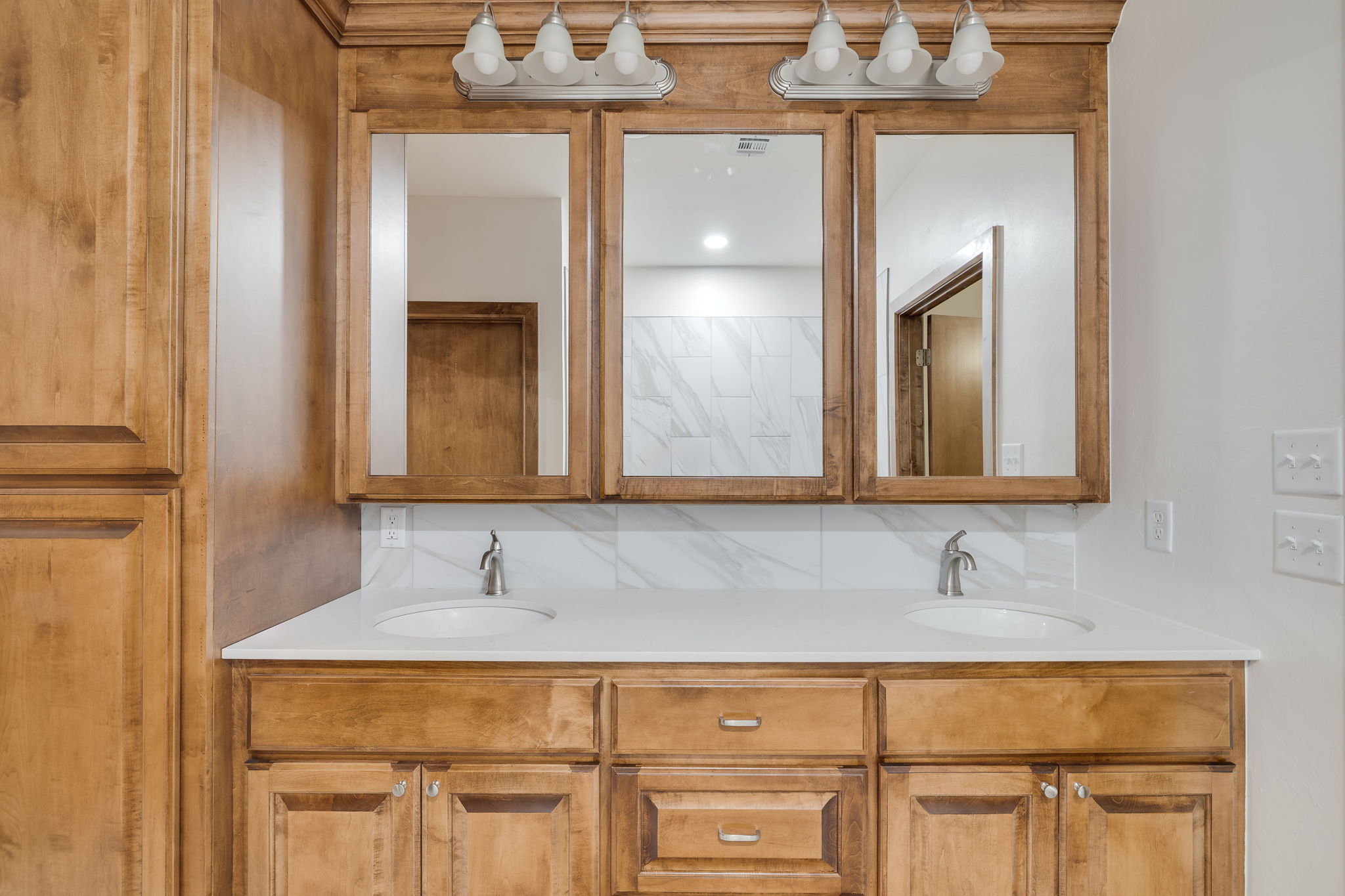 39-6250 156th NE Norman-39