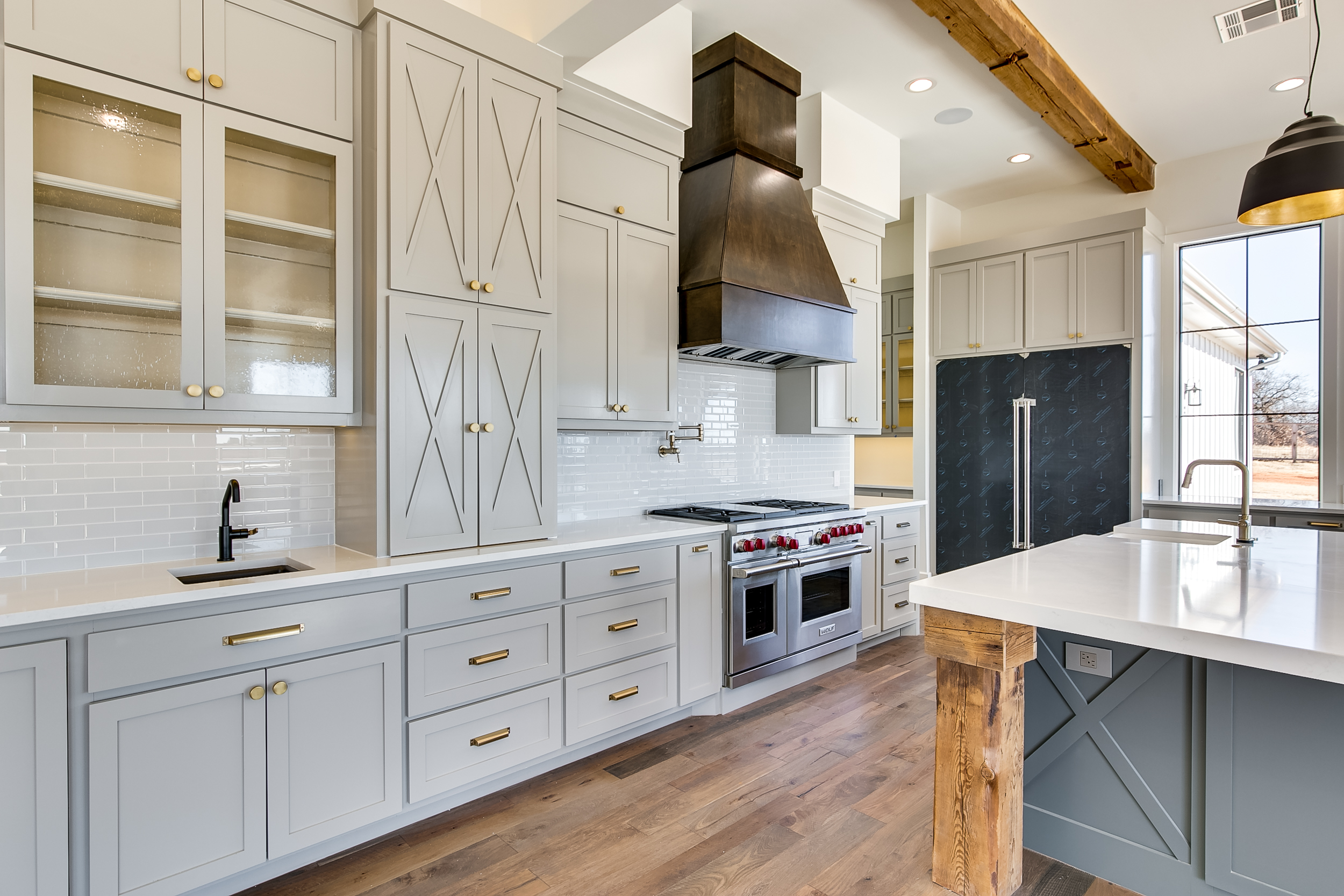 Cabinets_Detailed_Knobs_Kitchen