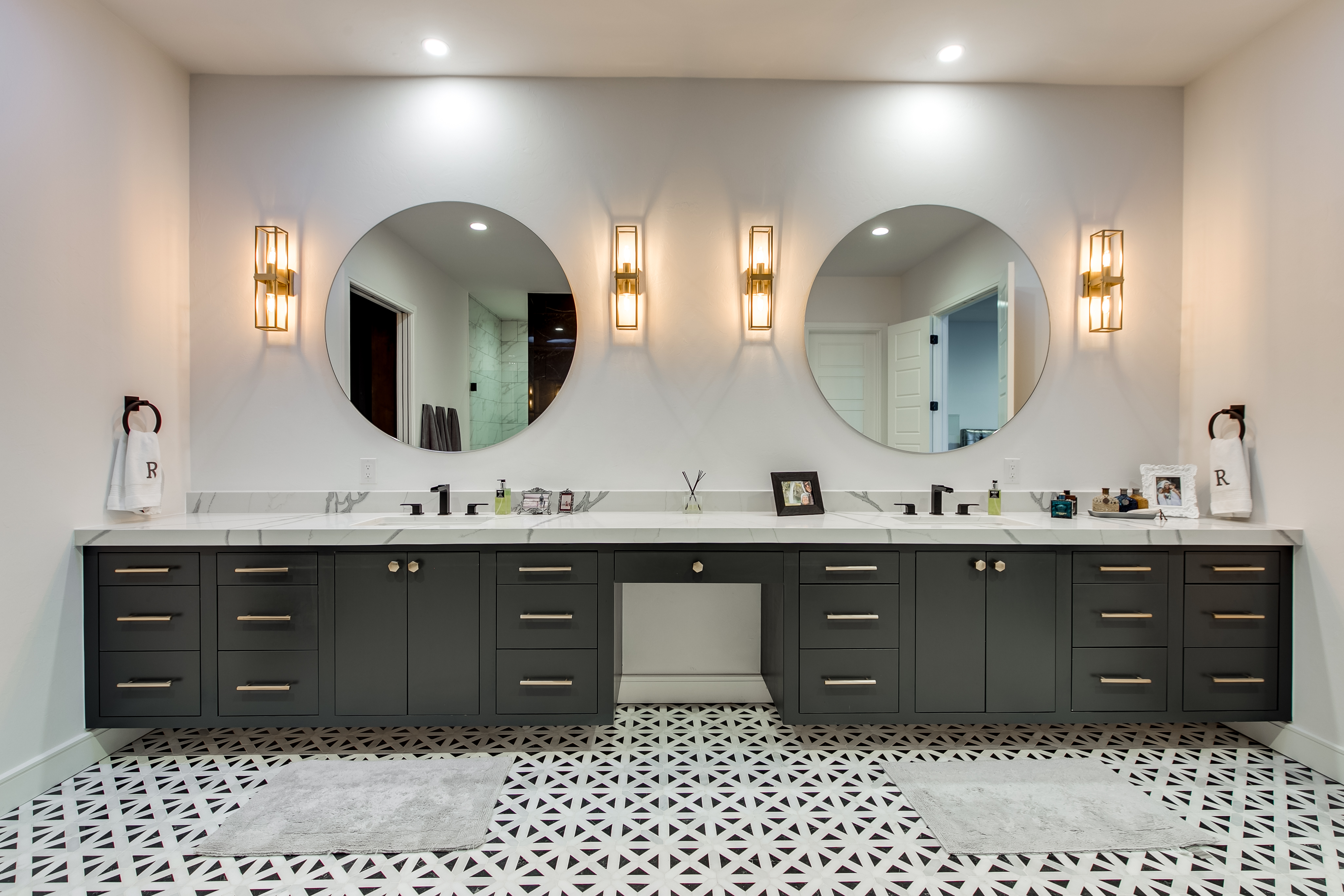 Cabinets_Double Vanity_Bathroom
